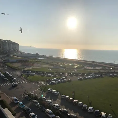 Studio Avec Vue Mer Exceptionnelle Sur La Plage * Dieppe