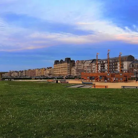 Studio Avec Vue Mer Exceptionnelle Sur La Plage
